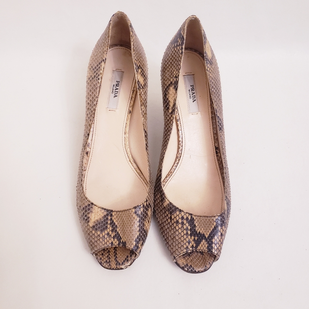 Prada Python Snakeskin Pattern Peeptoe Heels 36.5 - image 2